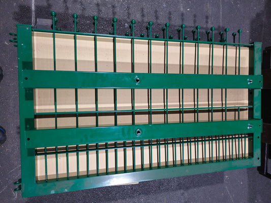 Gartentor Schmucktor zweiflügelig 3m Breite 0,80 Höhe mit Spitze ca. 0,90