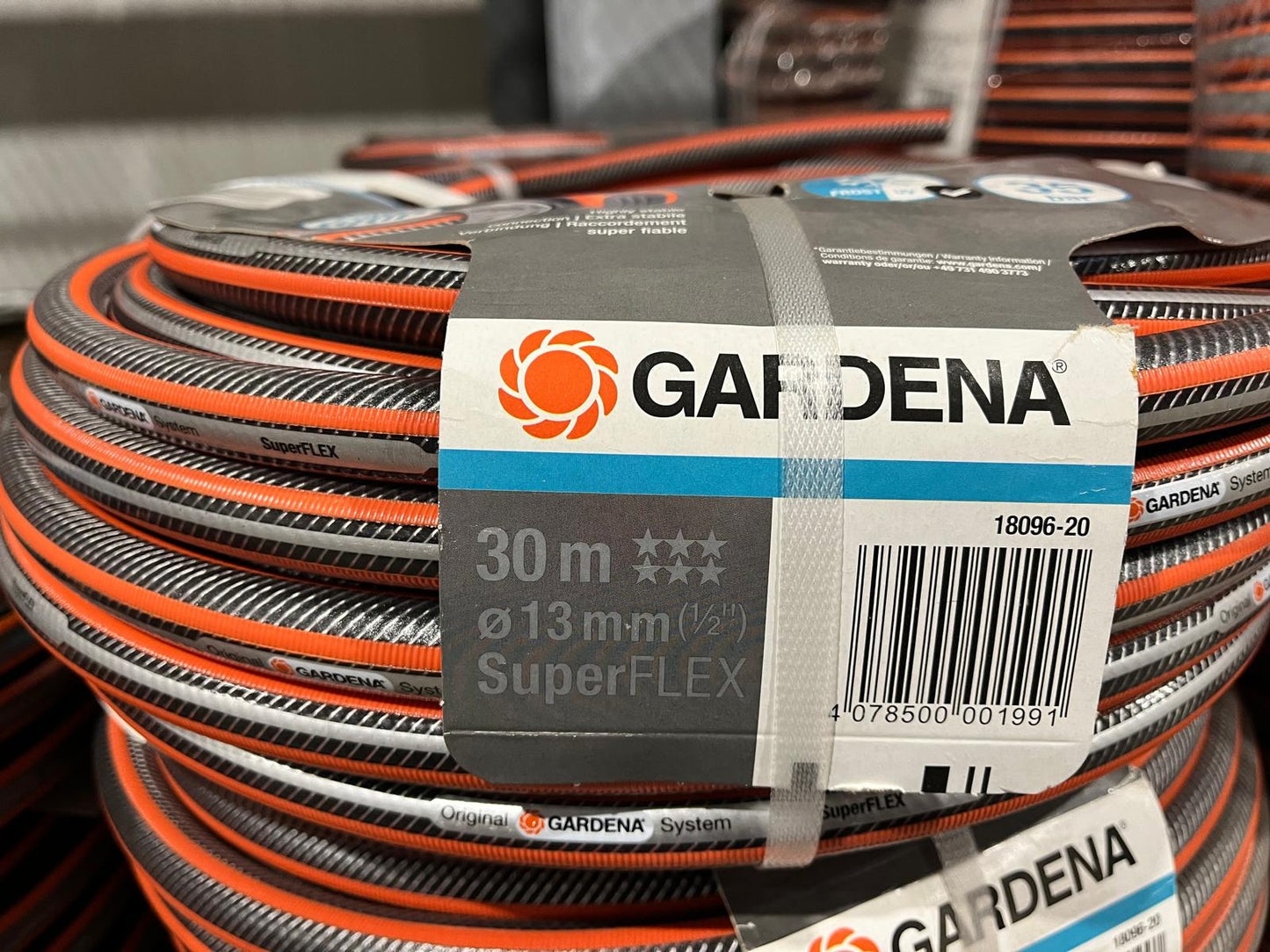 GARDENA Super Flex Gartenschlauch 13 mm (1/2") x 30 m – 35 Bar Hochdruck, extrem knickfest