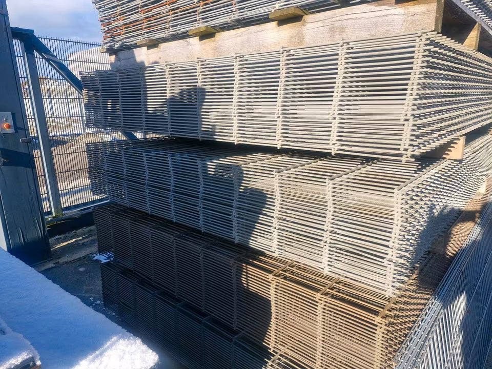 Doppelstabmatten 8/6/8 verzinkt Höhe 183 in moderner Rostoptik