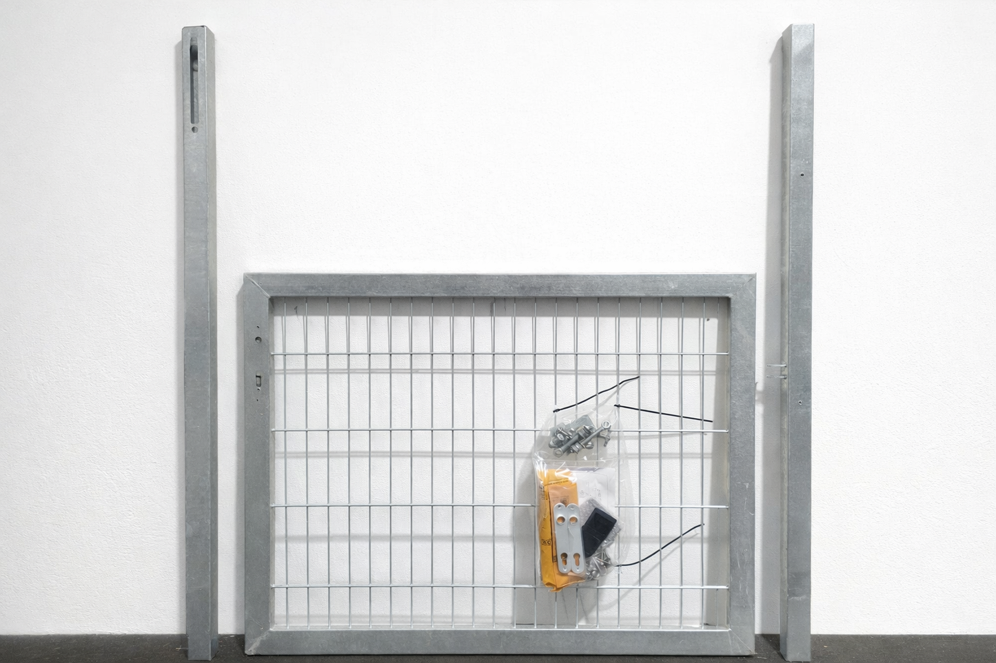 Gartentor / Tor – 120 cm x 100 cm inkl. Locinox Schloss | Restposten