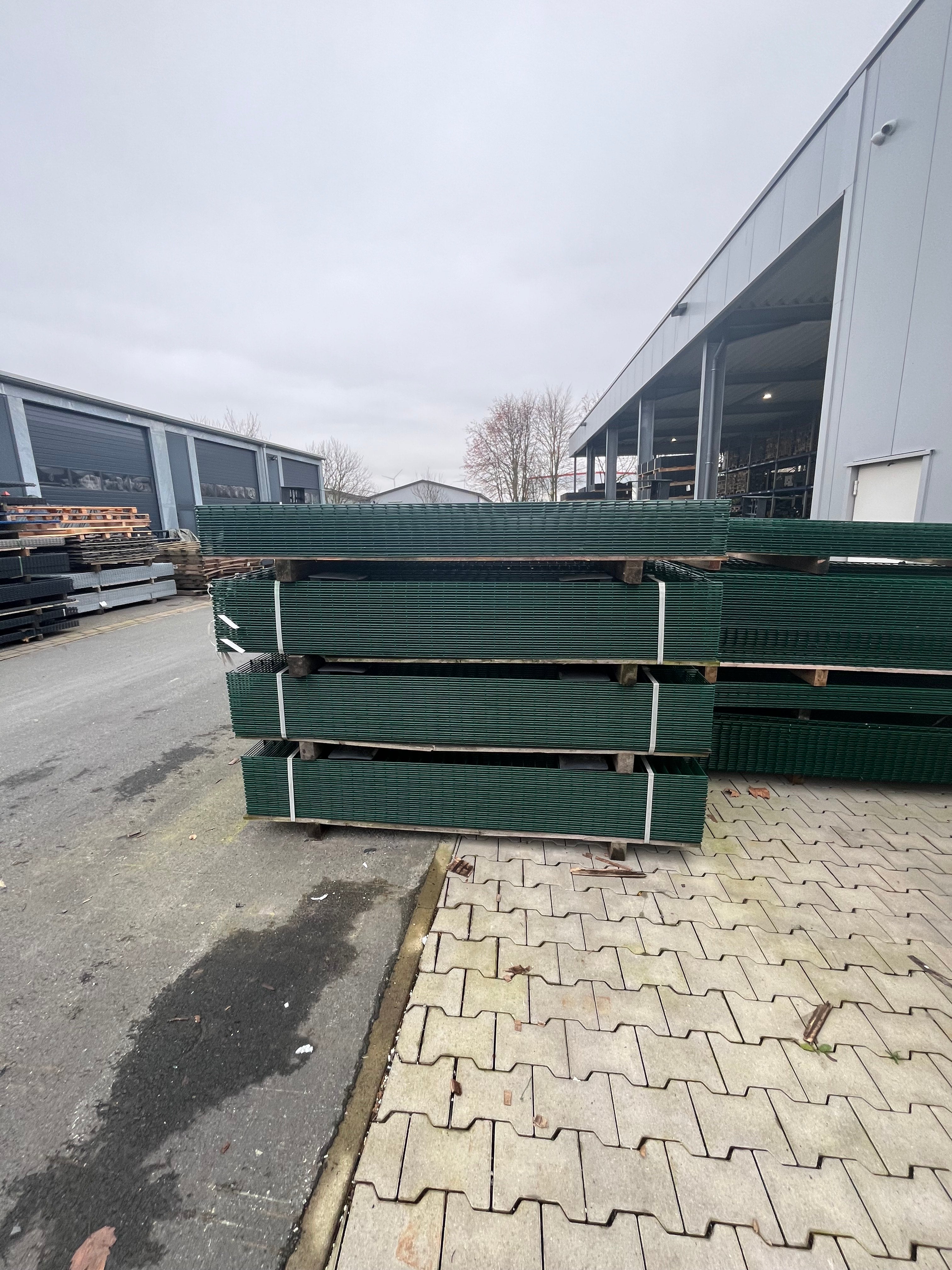 Doppelstabmattenzaun 25 m, 1,83m Hoch 656 B-Ware Restposten inkl. Pfosten | Saisonabschlusspreis