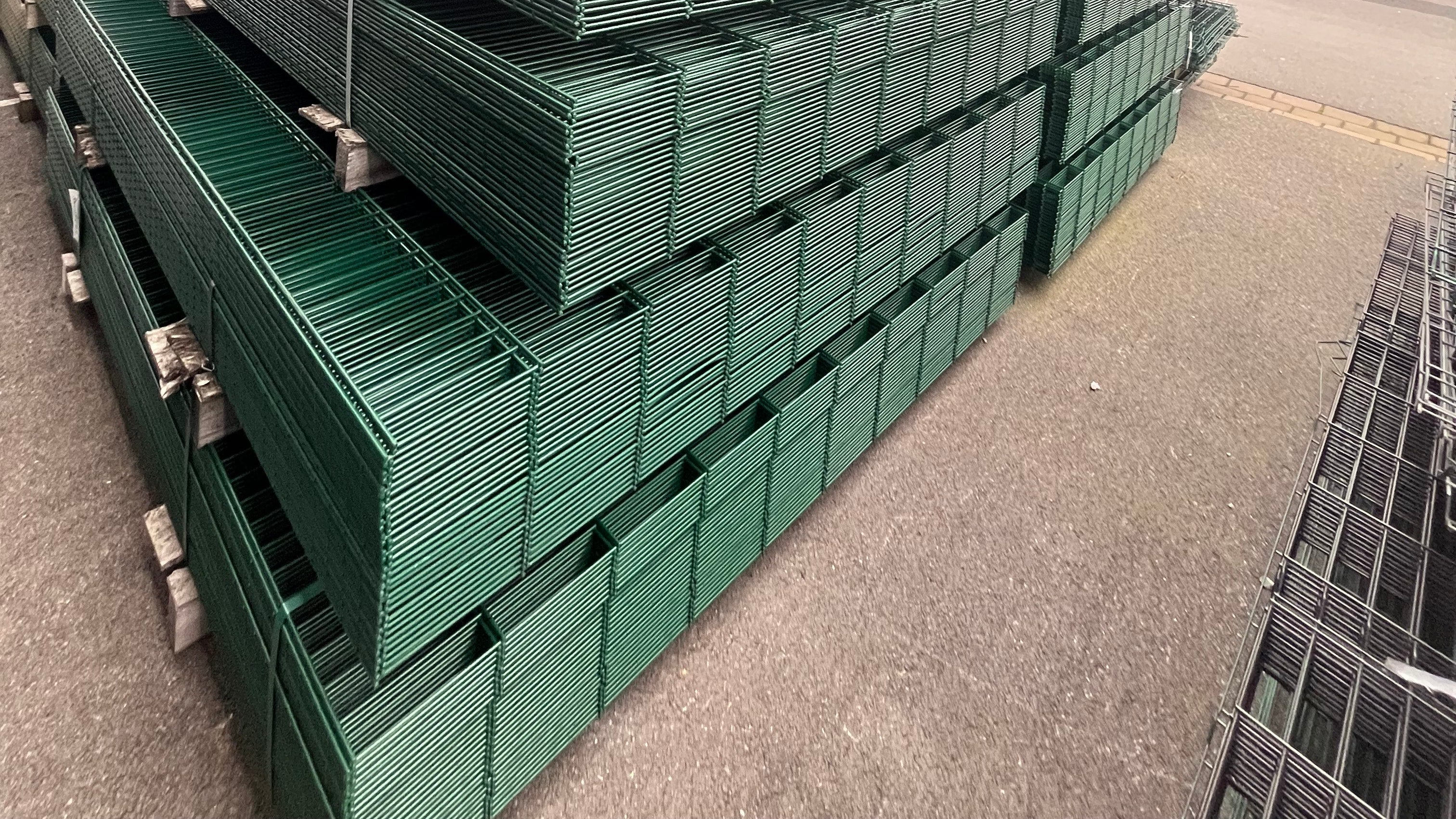 Doppelstabmattenzaun 25 m, 2,03m Hoch 656 B-Ware Restposten inkl. Pfosten | Saisonabschlusspreis