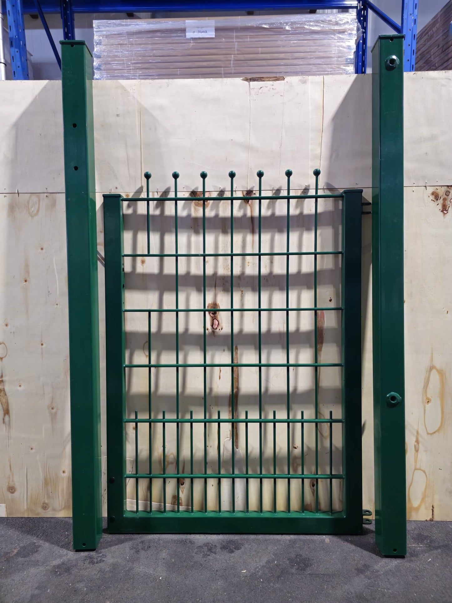 Gartentor 120 cm hoch – 90 cm breit, dekorative Kugeln, verzinkt & grün beschichtet