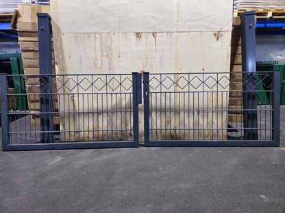 Zweiflügeliges Gartentor 300 × 80 cm – Deko-Raute – Locinox – verz anth – Restposten