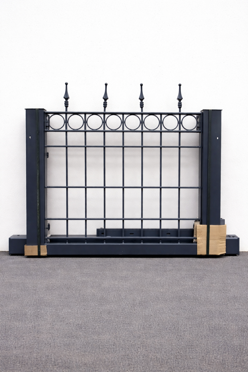 Gartentor verzinkt anthrazit – 80 × 90 cm – Kreisreihe & Spitzen – mit LOCINOX Schloss