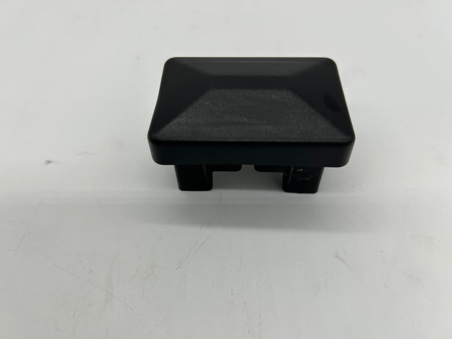 Pfostenkappe 60x40 mm Schwarz – Robuste Abdeckung für Rechteckpfosten