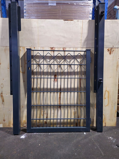 Schmucktor Gartentor Anthrazit 120 × 90 cm – mit Deko-Raute & LOCINOX Schloss