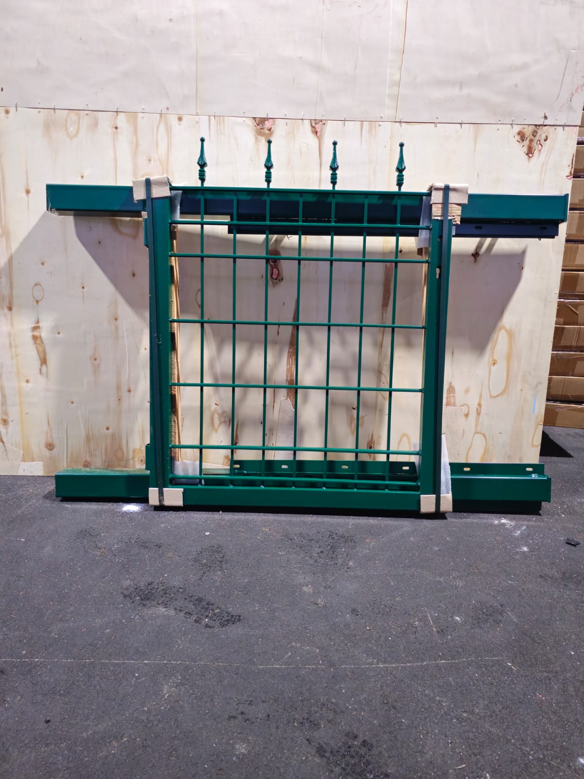 Gartentor 100 x 90 cm mit Locinox-Schloss – pulverbeschichtet Grün